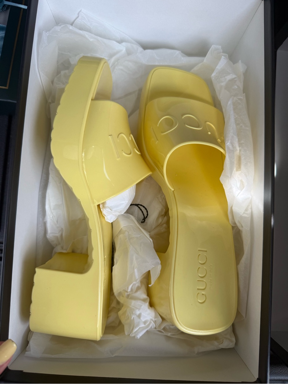 Gucci Yellow Patent Platform Slide Mules - Picture 1 of 4